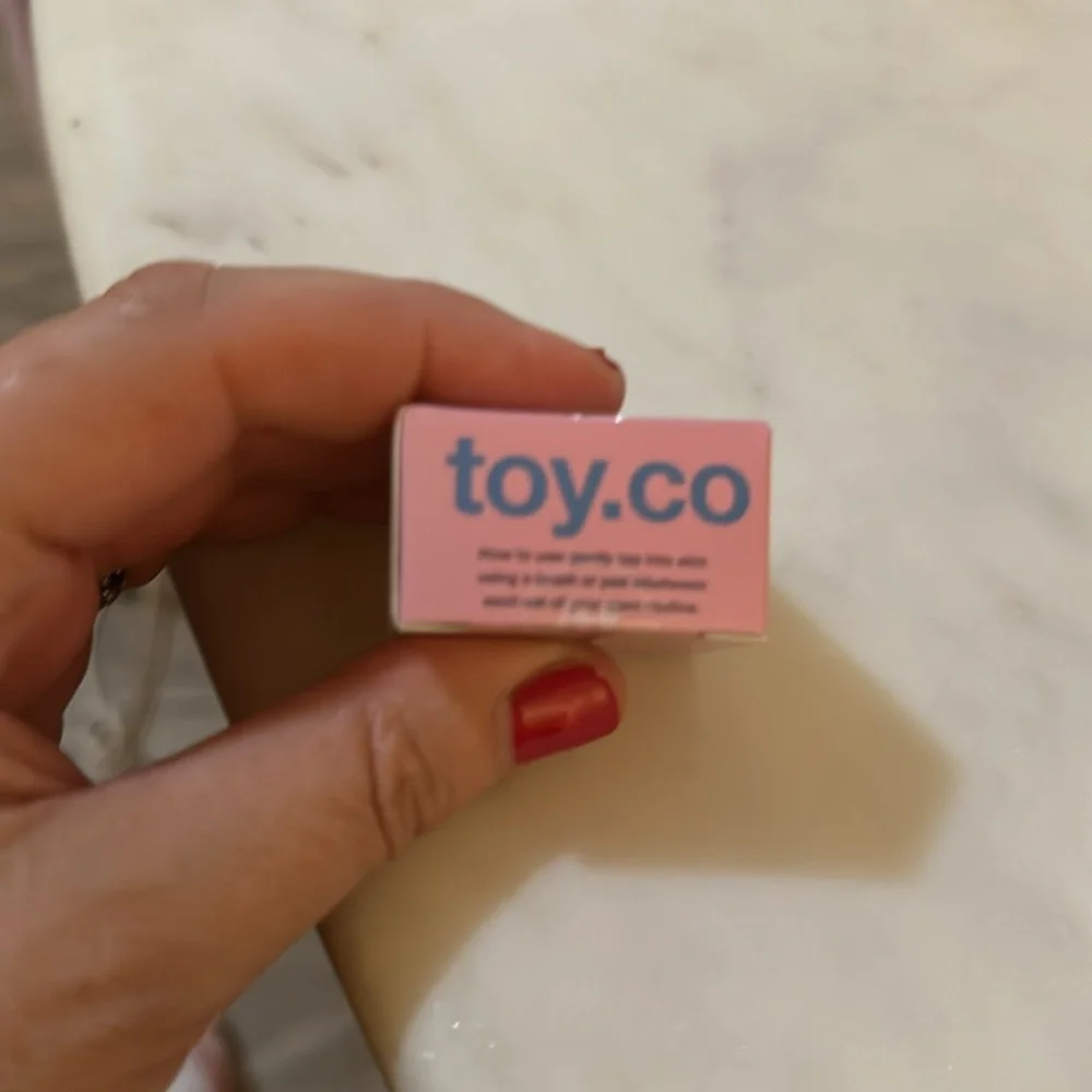 toy factory loose translucent powder